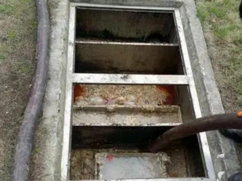 常平镇隔油池清理